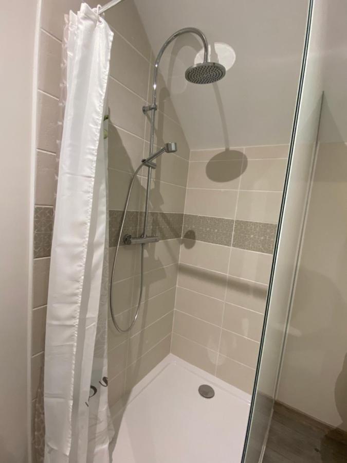Chambre Privative Chez Toutoune Fontainebrux Eksteriør billede